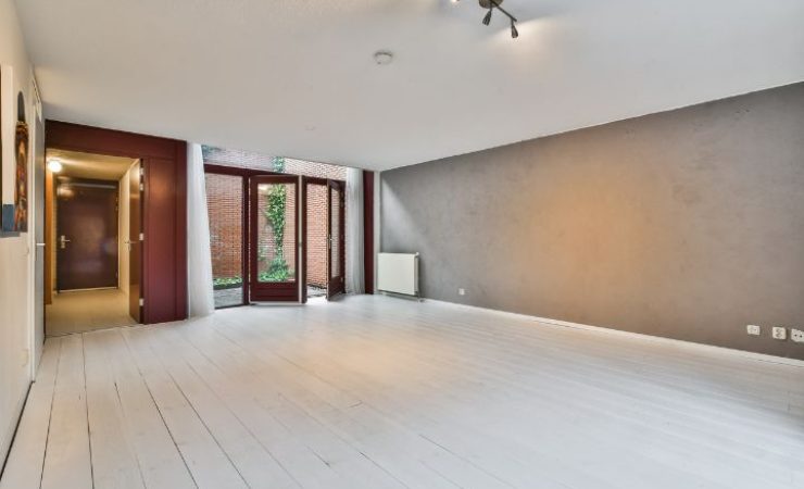 Why You Should Paint The Ceiling the Same Color As Walls!